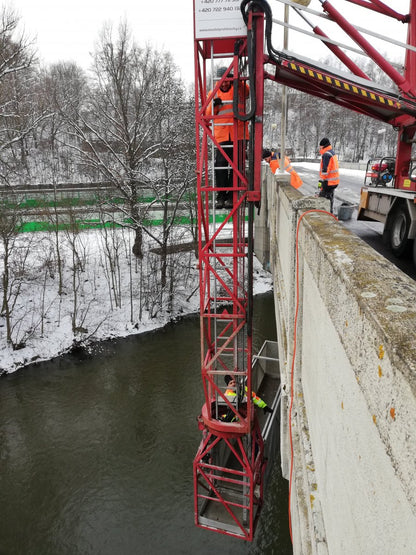 Diagnostic survey and main and extraordinary inspections of bridges, including processing of records