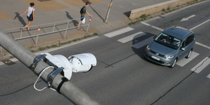 Accredited measurement of road surface noise